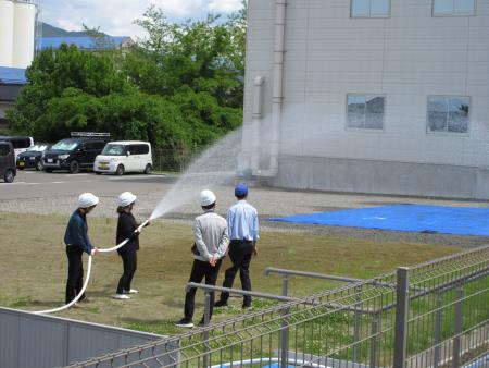 放水訓練を実施しました。
